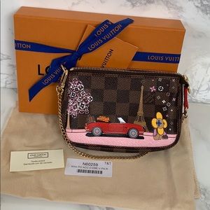 Louis Vuitton Mini Pochette Christmas 2019